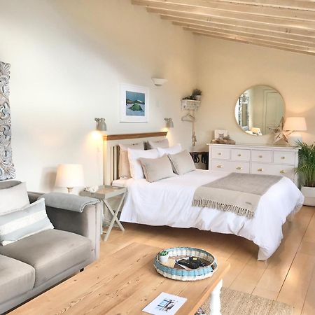 Coastal Chic Waterfront Studio Kinsale Esterno foto
