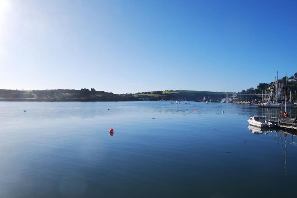 Coastal Chic Waterfront Studio Kinsale Esterno foto
